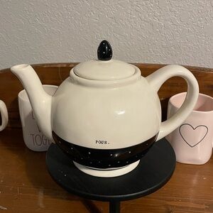 Rae Dunn  Black and White Teapot ❤️